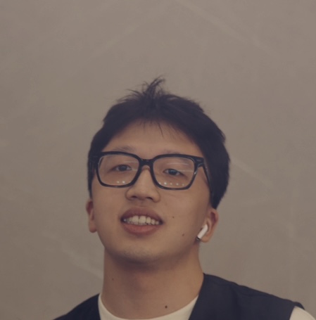 Ruixiang Xue portrait